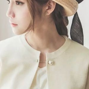 3/$35| Chic & Elegant Faux Pearl Brooch Accessories Set